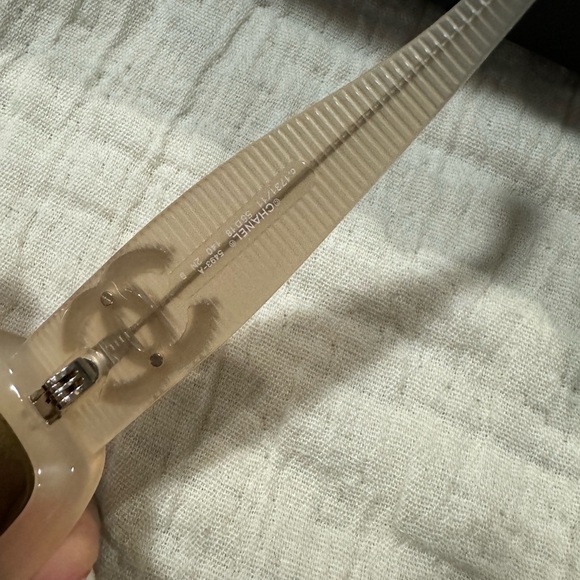 Chanel Rectangle Sunglasses Acete Dark Beige and Light gold Ref.5493 - Picture 6 of 12